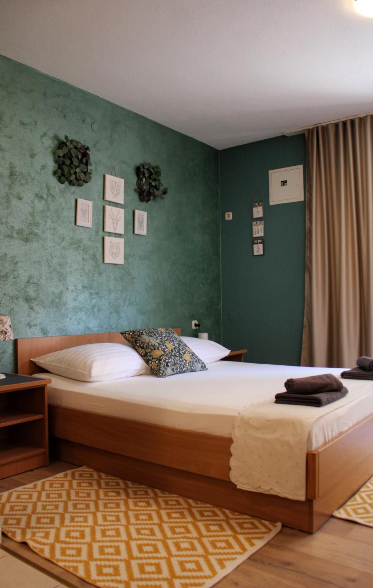 Studio Laura-Spacious Studio On The Main Beach Makarska Luaran gambar