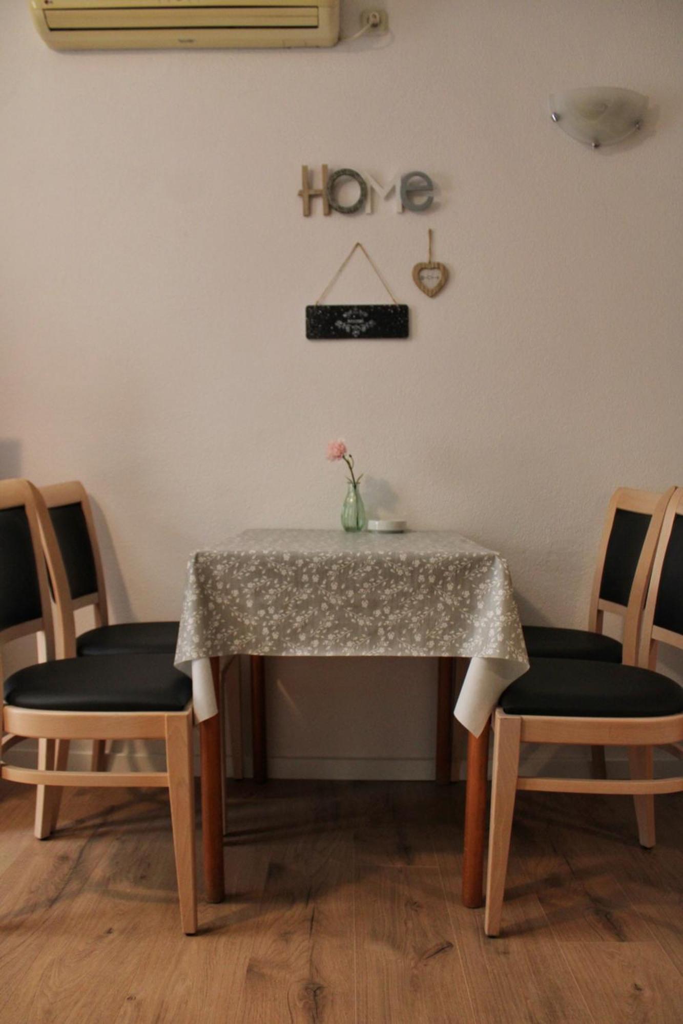 Studio Laura-Spacious Studio On The Main Beach Makarska Luaran gambar