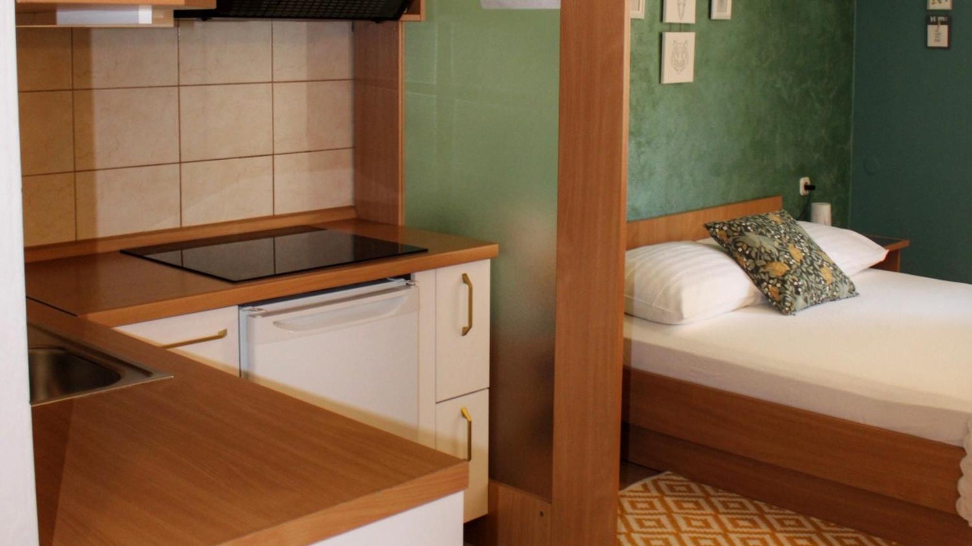 Studio Laura-Spacious Studio On The Main Beach Makarska Luaran gambar