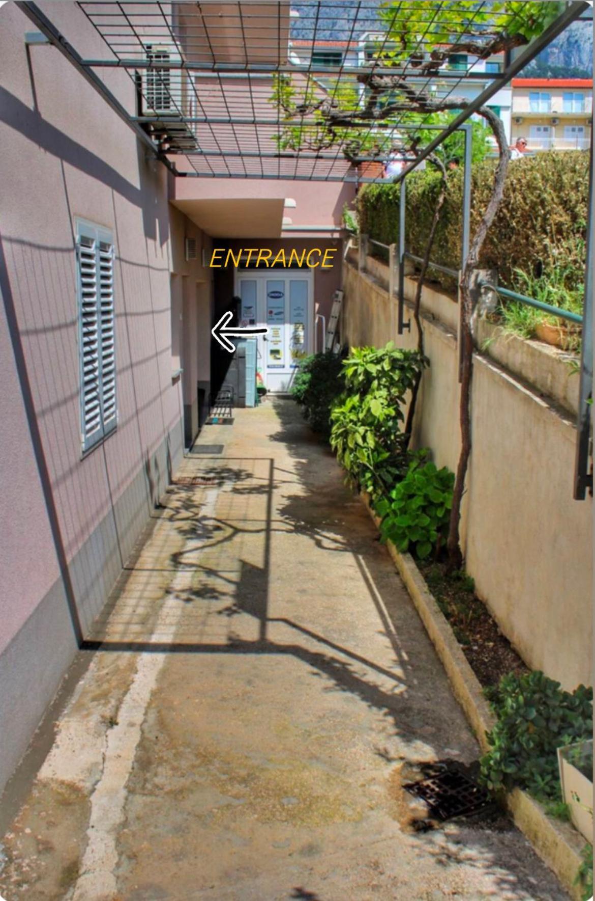 Studio Laura-Spacious Studio On The Main Beach Makarska Luaran gambar